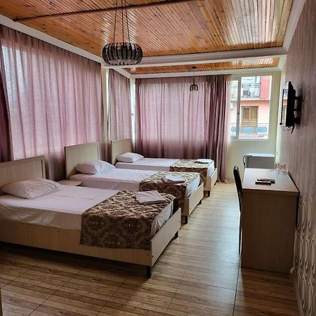 Hotel Elio Батумі Екстер'єр фото