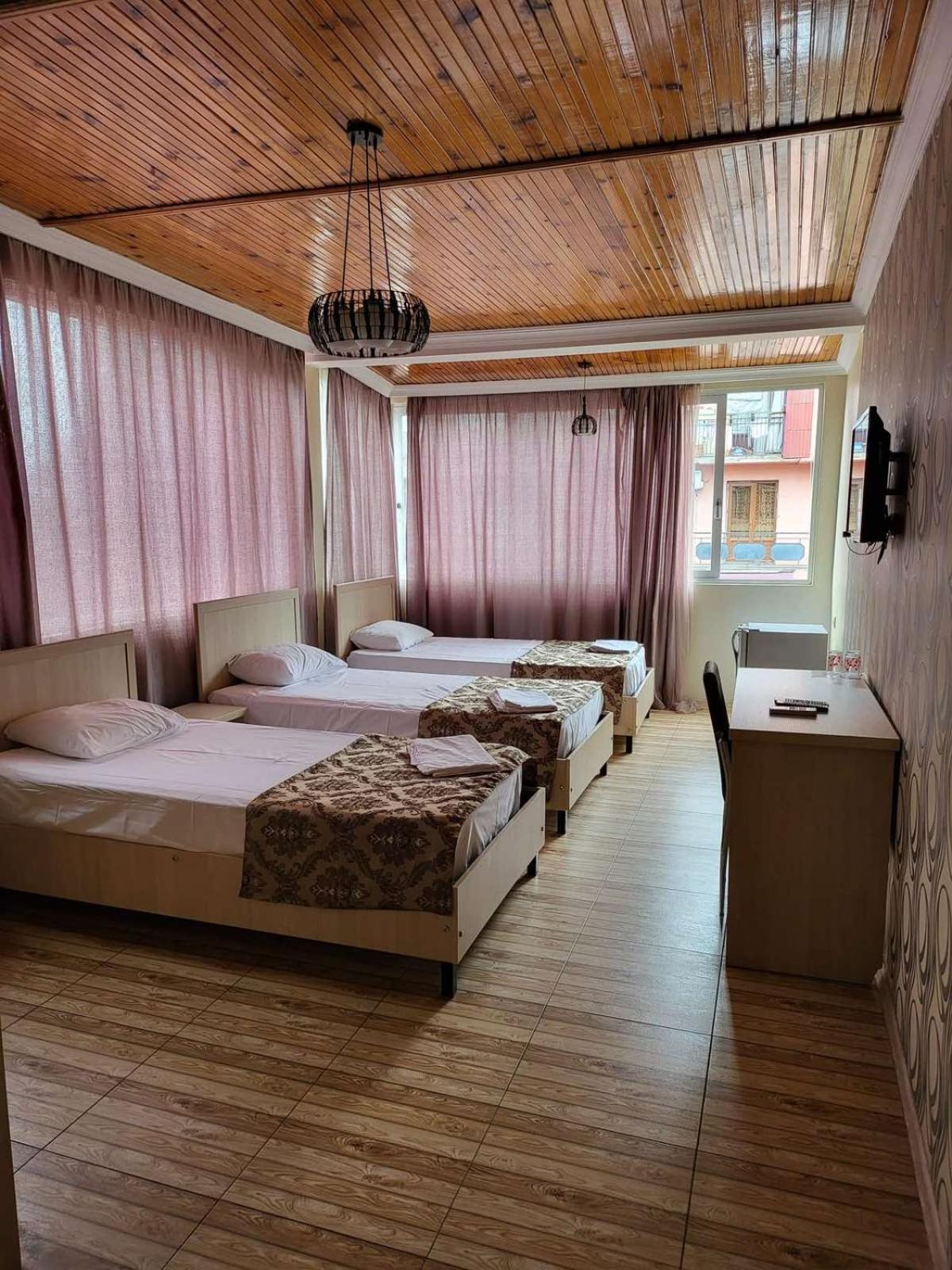 Hotel Elio Батумі Екстер'єр фото
