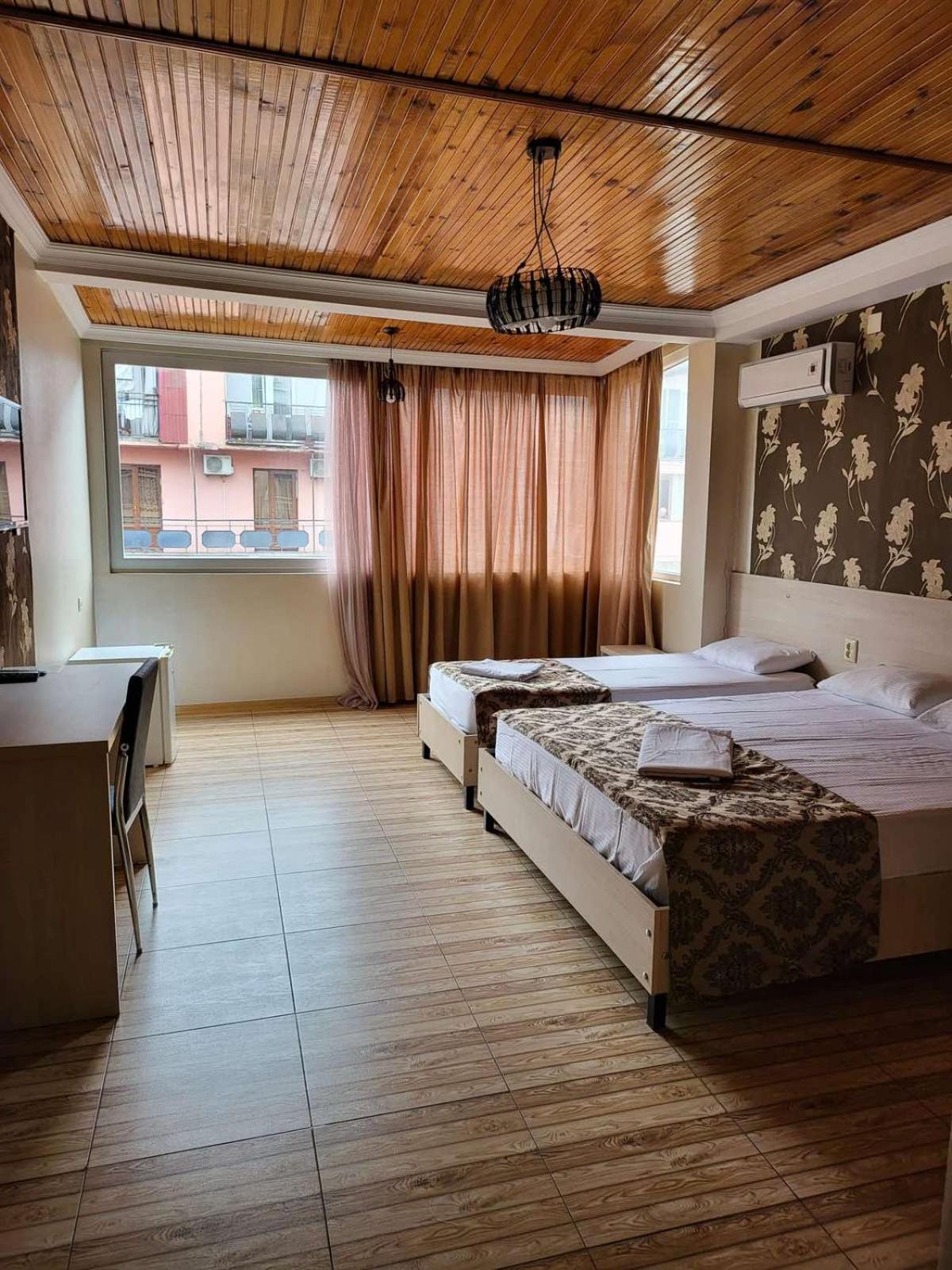 Hotel Elio Батумі Екстер'єр фото
