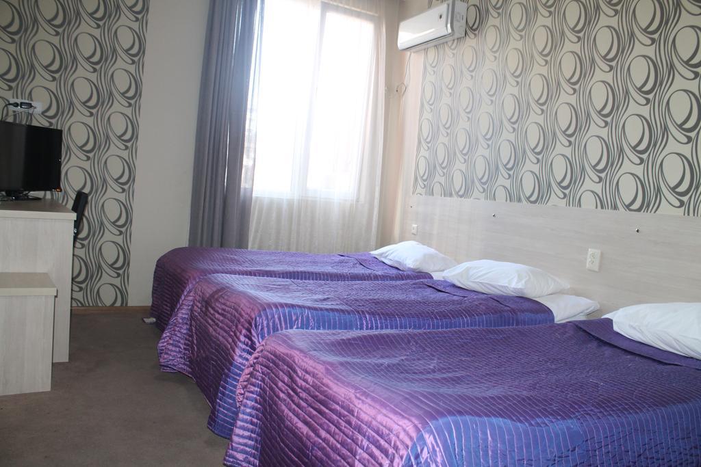 Hotel Elio Батумі Екстер'єр фото