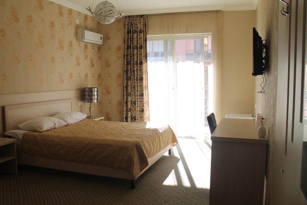 Hotel Elio Батумі Екстер'єр фото