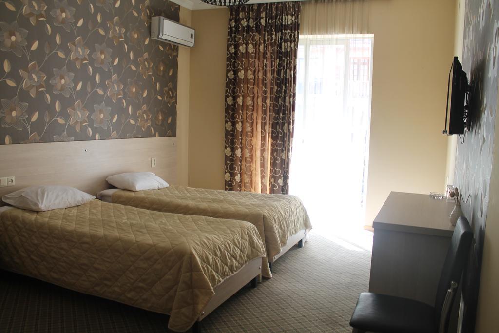 Hotel Elio Батумі Екстер'єр фото